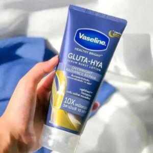 Vaseline Healthy Bright Gluta-Hya Over Night Radiance Repair Serum Burst Lotion, Revitalizes Skin Overnight, 300ml
